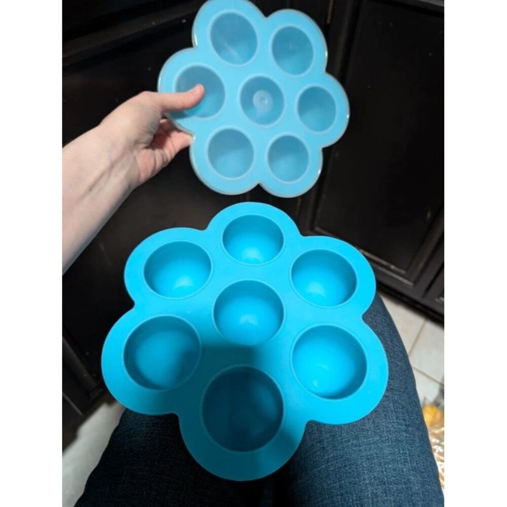 Silicone egg bite molds. Set of 2 with 1 lid